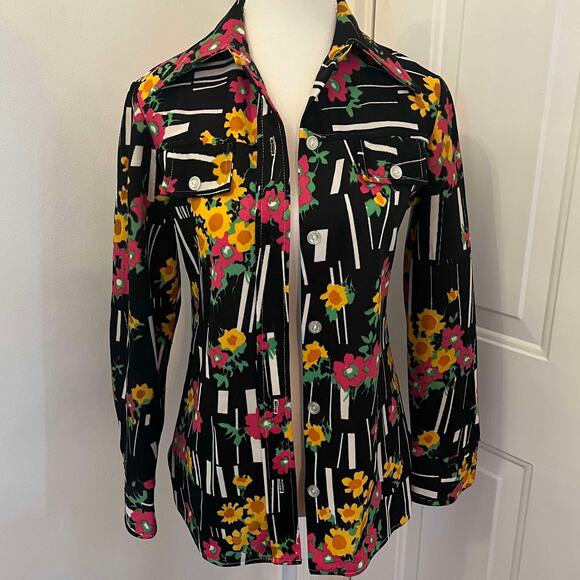 Vintage 70's Black Floral Printed Long Sleeve Button Down Shirt Size Medium - Picture 1 of 3